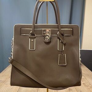 Michael Kors “Hamilton” Handbag w/ lock & key in Taupe and silver trim. NWT/OBO.